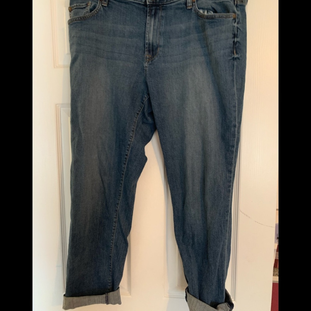 Loft boyfriend jeans sz 14. GUC